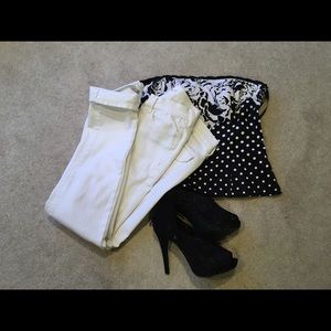 White Old Navy jeans