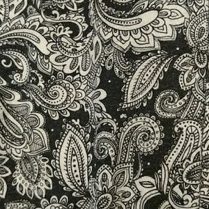 Black and white floral leggings by Rue 21