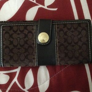 Coach wallet