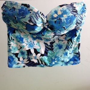 Blue flowery tube top crop top