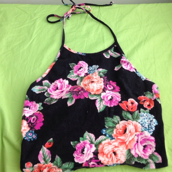 Crop top