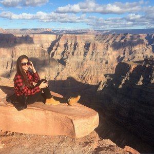 Meet your Posher, Lina m