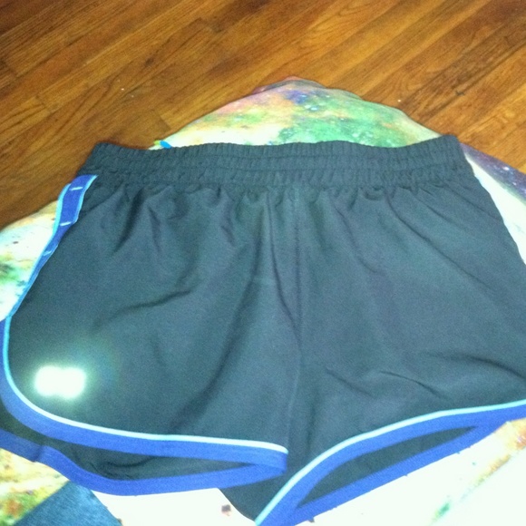 Never wear 2 pair - Picture 1 of 2