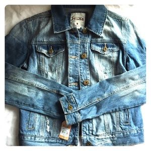 VINTAGE JEAN JACKET