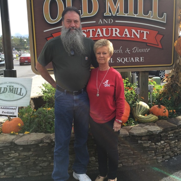 Meet your Posher, Sherry - Picture 1 of 1