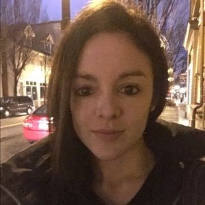 Meet your Posher, Myriam