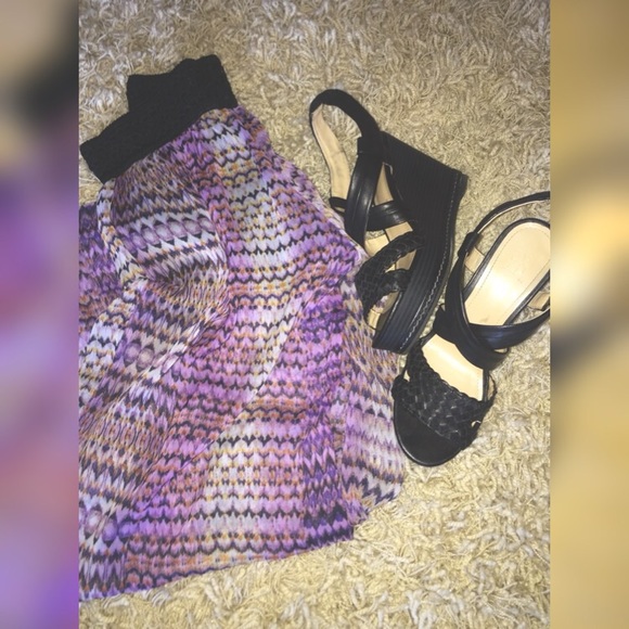 BLACK WEDGES