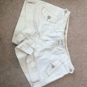Maurices white shorts size 5/6