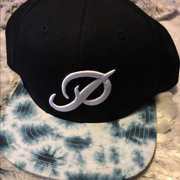 Brand new primitive hat