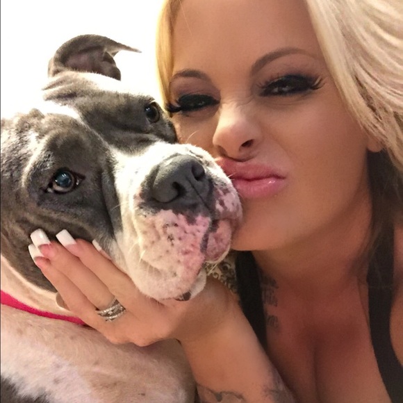 Meet your Posher, Kaley...hi everybody !! - Picture 7 of 8