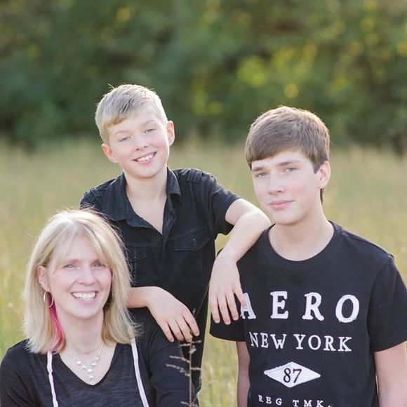 Meet your Posher, Gina - Picture 1 of 1