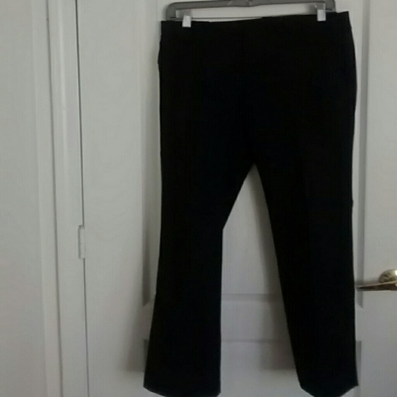 nwt trouser style pants from banana republic.