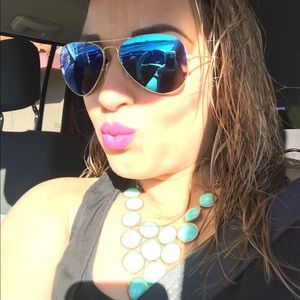 Meet your Posher, Daniella