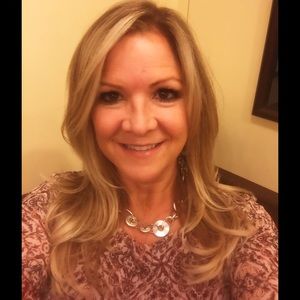 Meet your Posher, Wendy