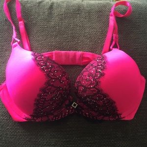 Victoria's Secret 32 B bra