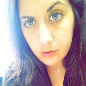 Meet your Posher, Madeline