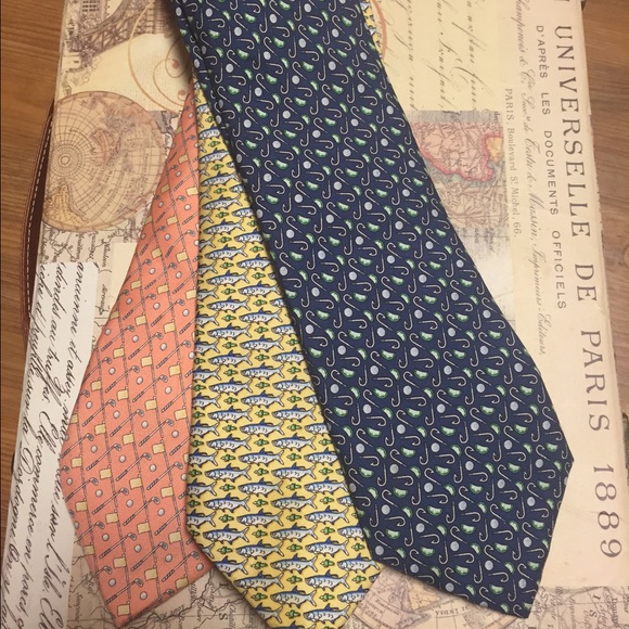Genuine Vineyard Vines tie