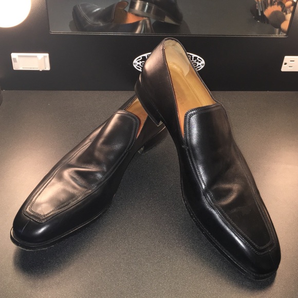 Men's dress shoes