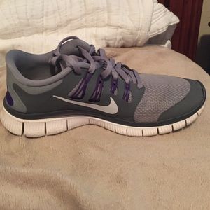 Grey and purple Nike free runs!! Great condition!!