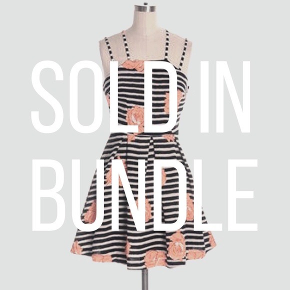 Dresses & Skirts - Super Fun Striped Orange Rose Dress