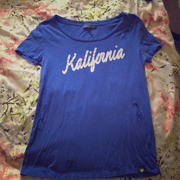 Kendall & Kylie Distress Kalifornia T-Shirt