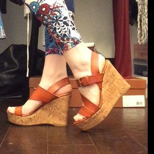 Cognac tan leather cork wedge
