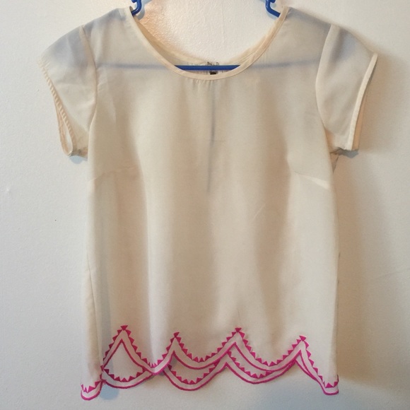 white with pink trim shirt 😊