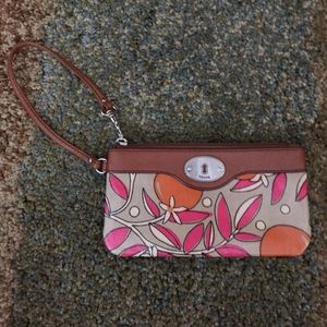 Fossil wristlet