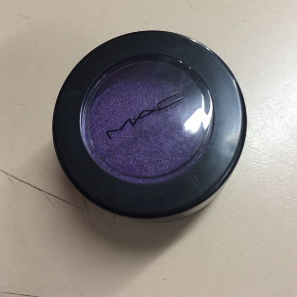 Mac electric cool eyeshadow 💜💜💜