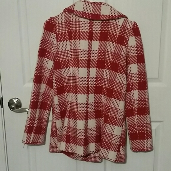 Red/cream checker peacoat. - Picture 3 of 4