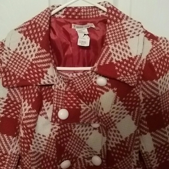 Red/cream checker peacoat. - Picture 4 of 4