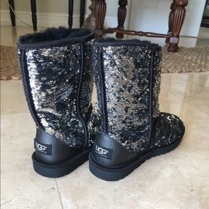 Size 6 Sparkly black UGG boots