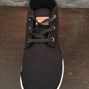 TOMS paseo mid