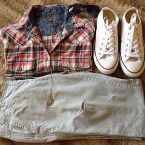 Ann Taylor loft boyfriend distressed pants