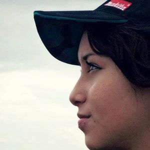 Meet your Posher, Litzia