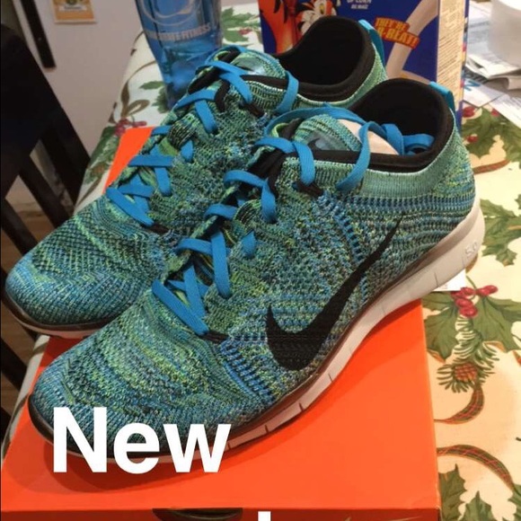 Women's Nike Free 5.0 TR Flyknit Training Shoes - Picture 2 of 2