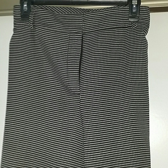 Capris - Picture 2 of 2