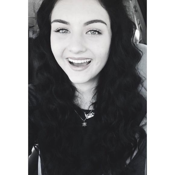 Meet your Posher, Victoria