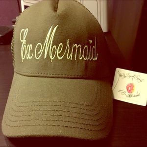 EX MERMAID Velcro back Cap Olive green/lime NWT