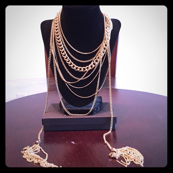 Tassleback Necklace