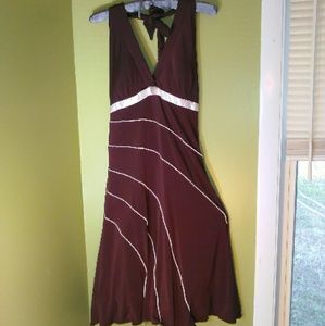 👗Brown and White Dress