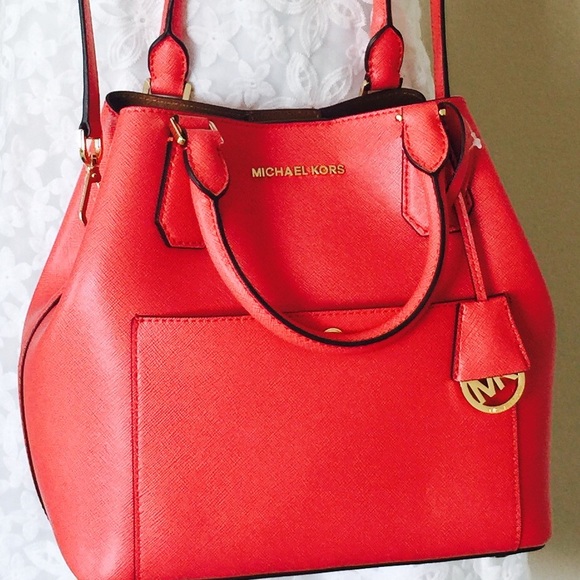 Michael Kors Handbags - 🌺Michael Kors Large Greenwich bag 🌺