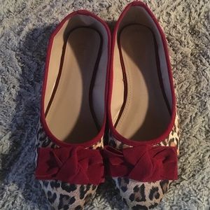 Leopard flats