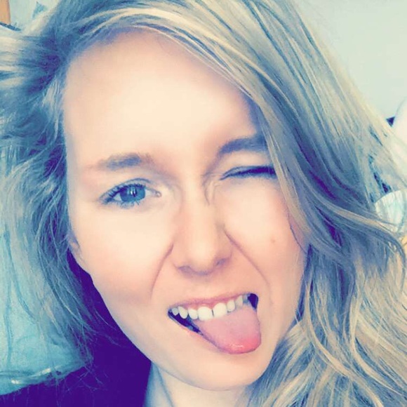 Meet your Posher, Devin - Picture 4 of 4