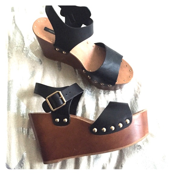 Forever 21 Platforms
