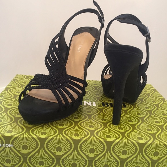 Gianni Bini black strappy heels - Picture 1 of 4