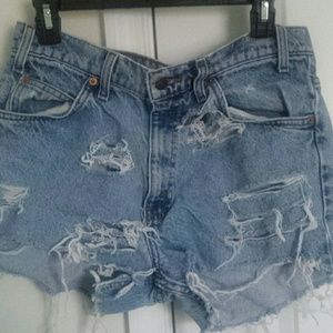 Levis High waisted shorts
