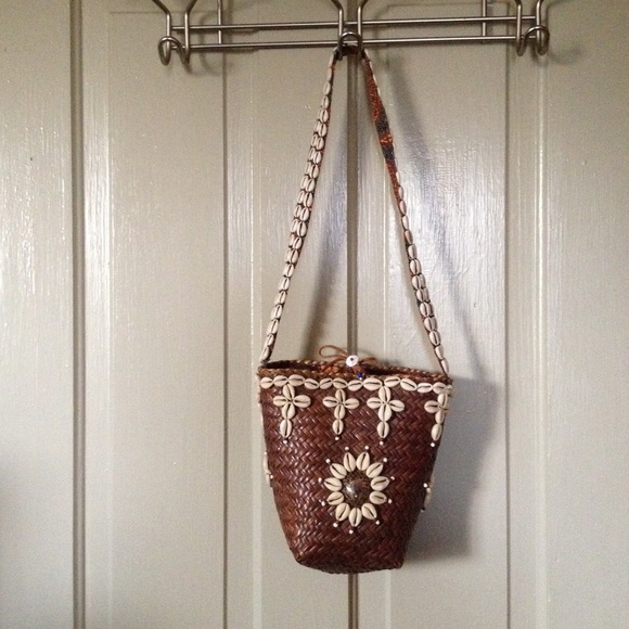 Vintage handmade tribal basket weave purse