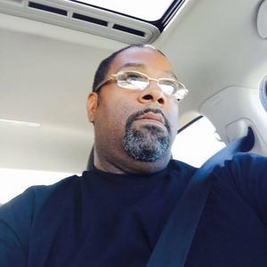 Meet your Posher, Derrick