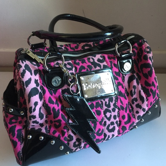 Betsey Johnson Handbags - 🔴CLEARANCE PRICE🔴